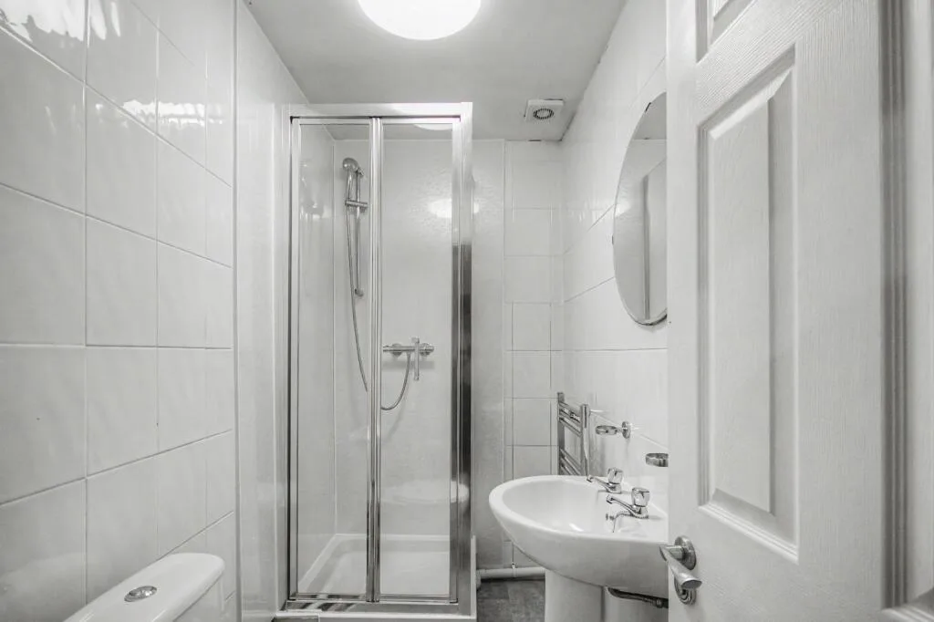 5 bedroom maisonette for rent