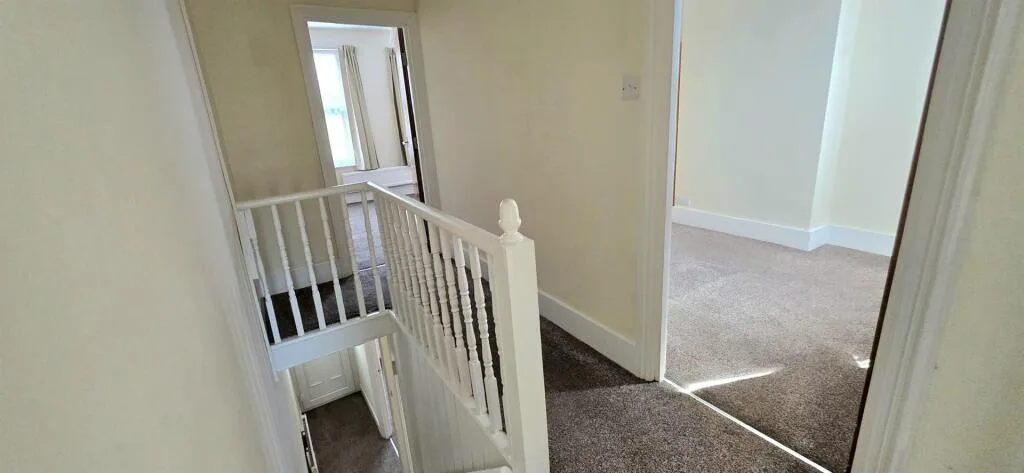 2 bedroom terraced house for rent