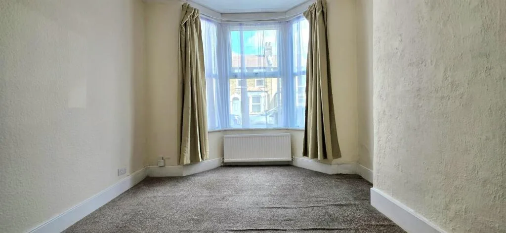 2 bedroom terraced house for rent