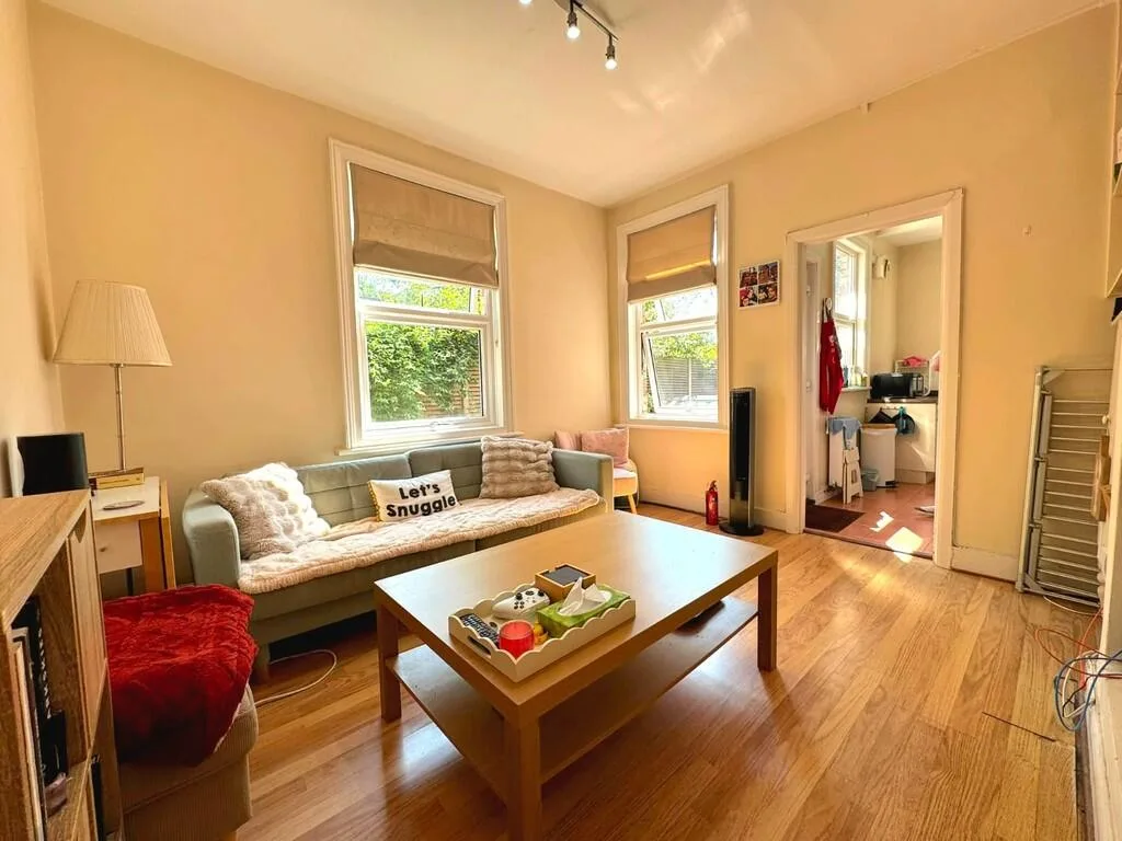 2 bedroom ground floor flat for rent