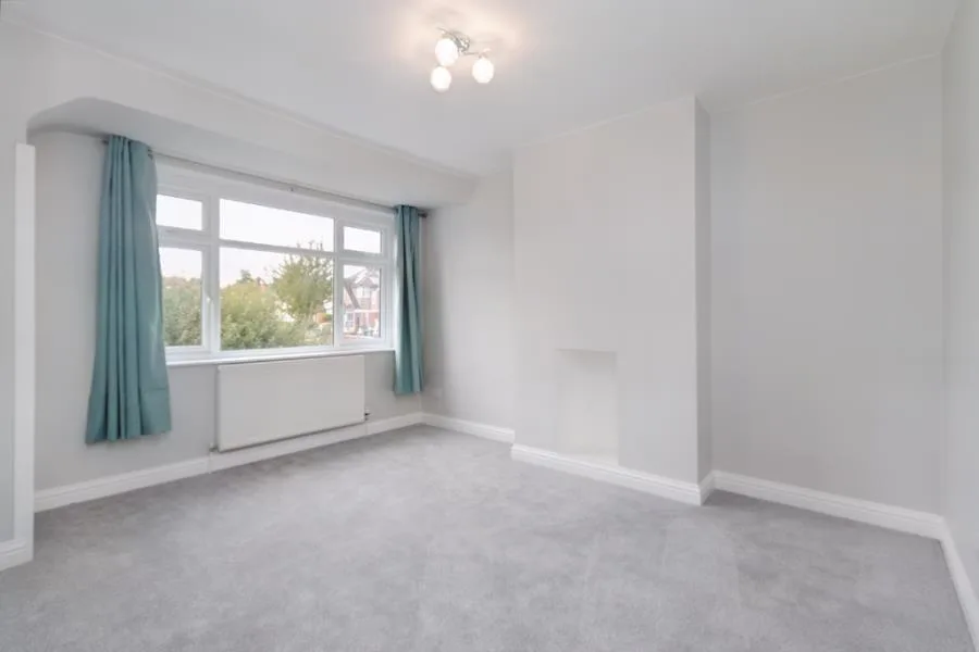 3 bedroom semi-detached house for rent