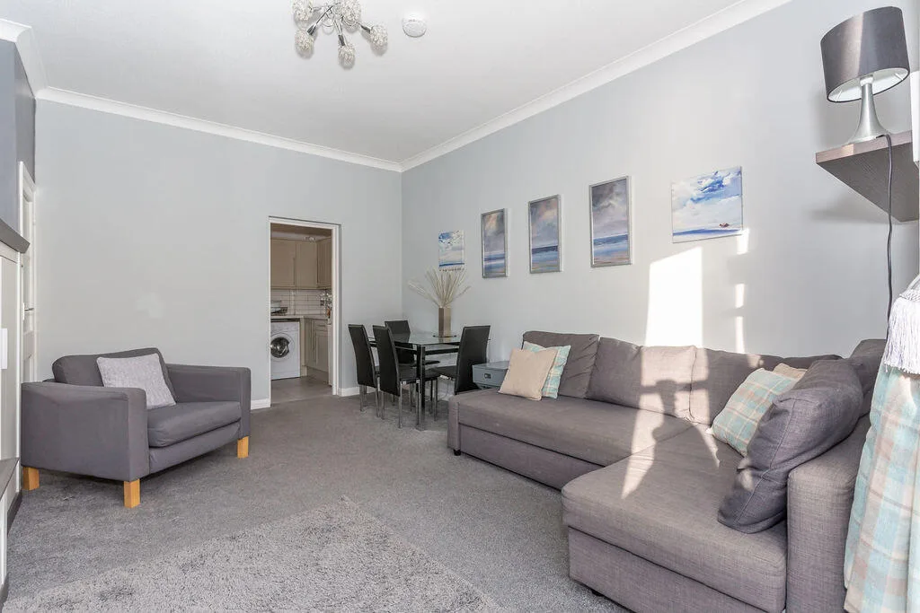 2 bedroom apartment for rent
