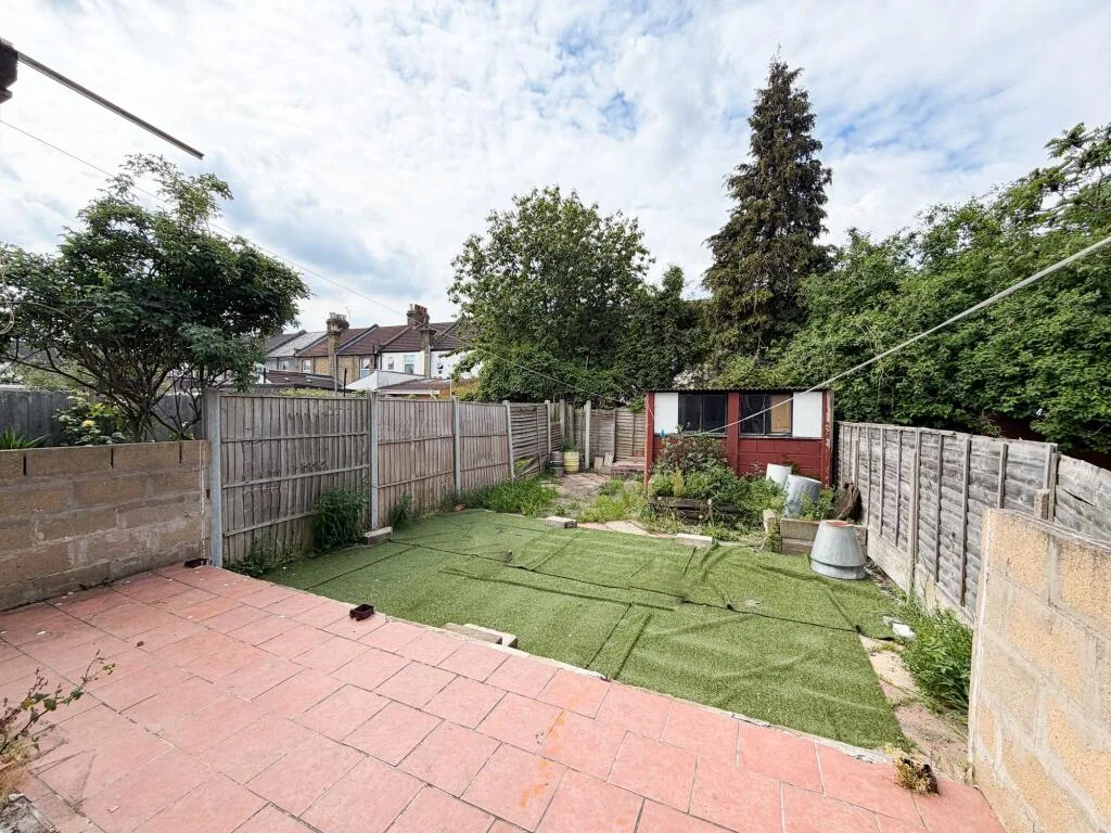 3 bedroom terraced house for rent