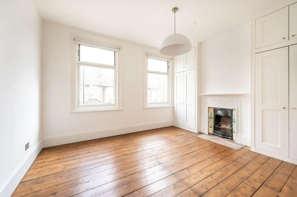 4 bedroom terraced house for rent
