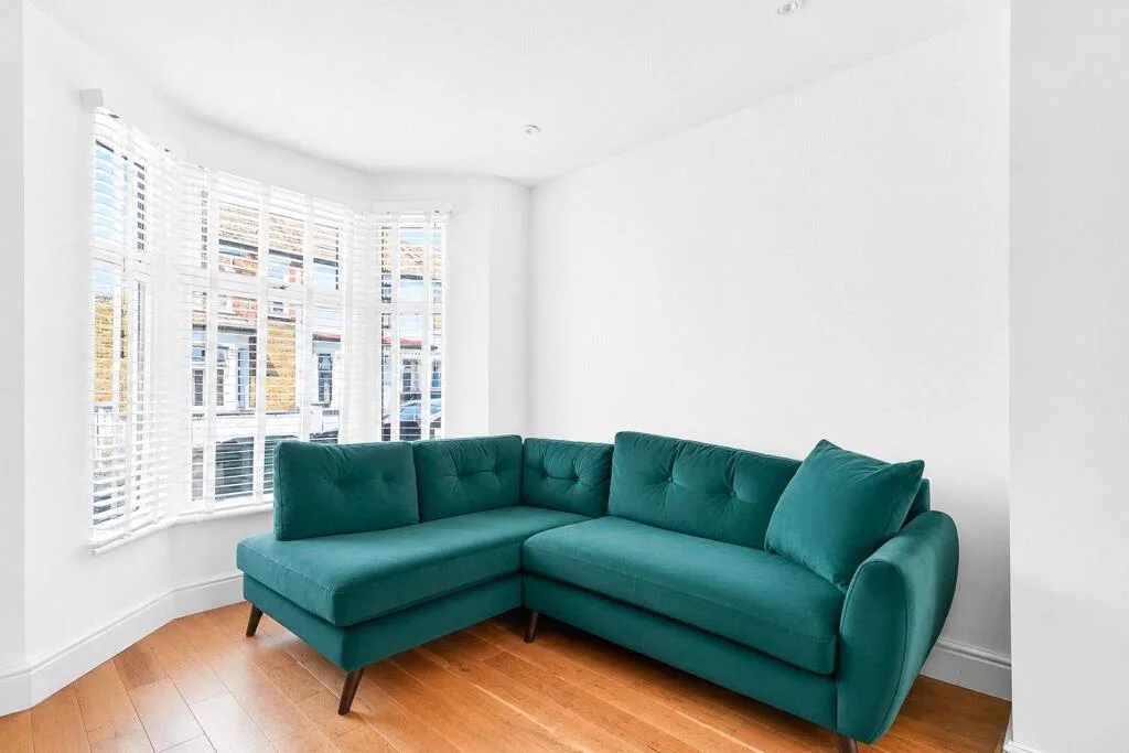 5 bedroom terraced house for rent