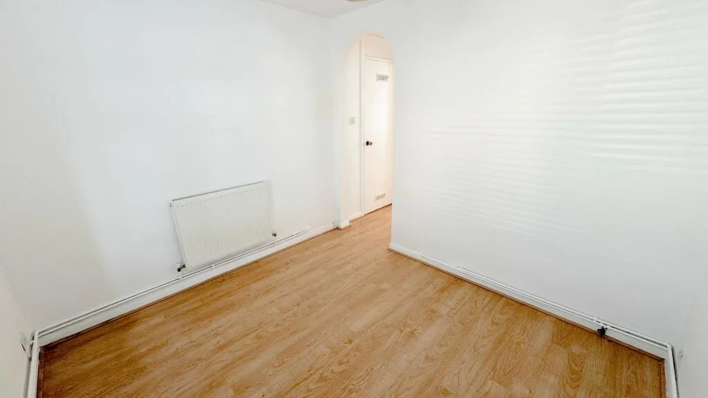 1 bedroom maisonette for rent