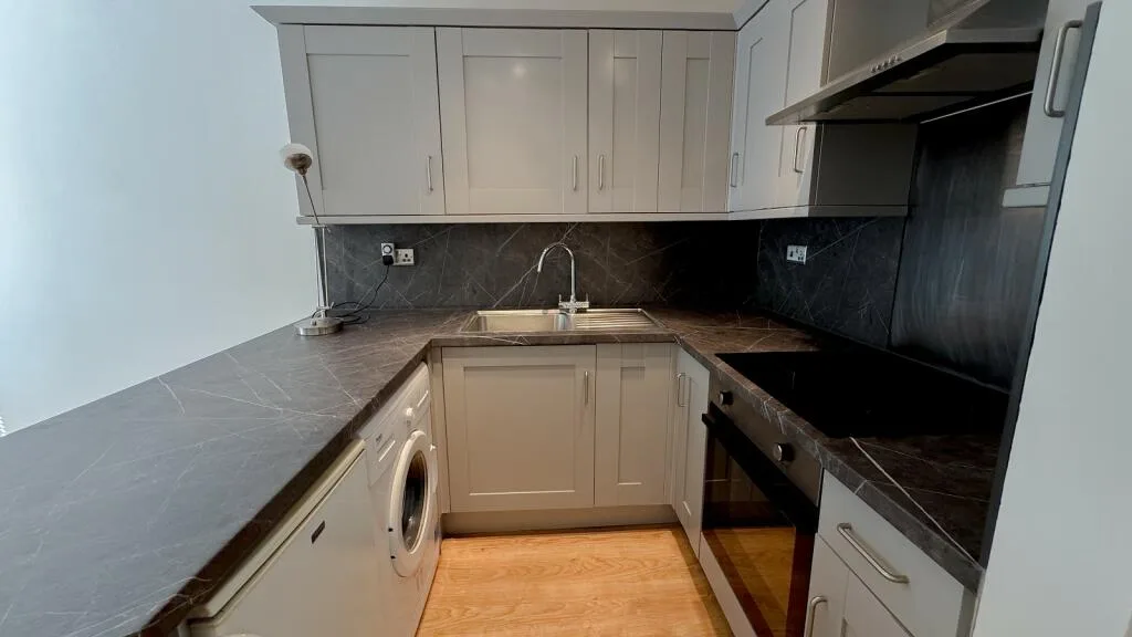 1 bedroom maisonette for rent
