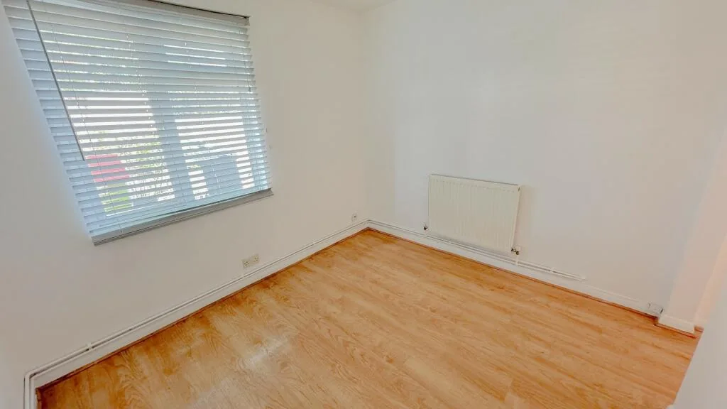 1 bedroom maisonette for rent