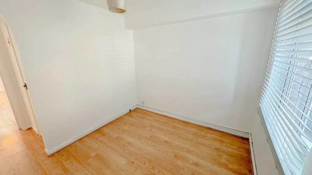 1 bedroom maisonette for rent