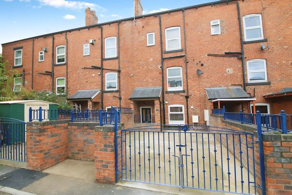 1 bedroom terraced house for rent