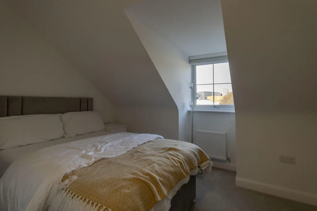 4 bedroom town house for rent