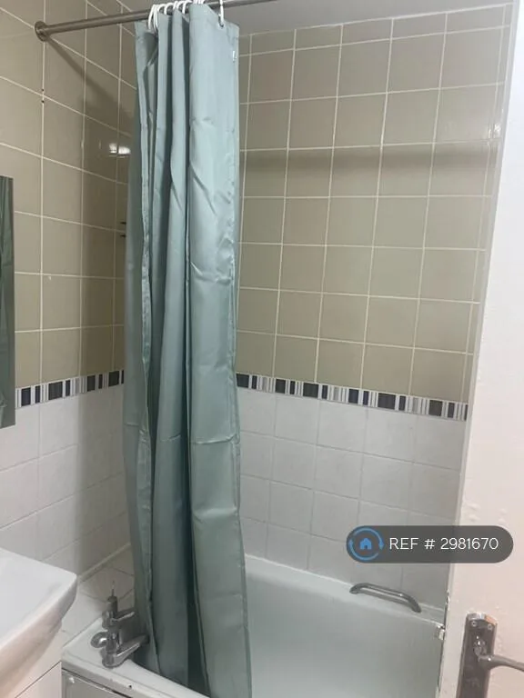 1 bedroom maisonette for rent