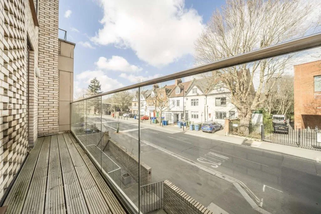 2 bedroom flat for rent