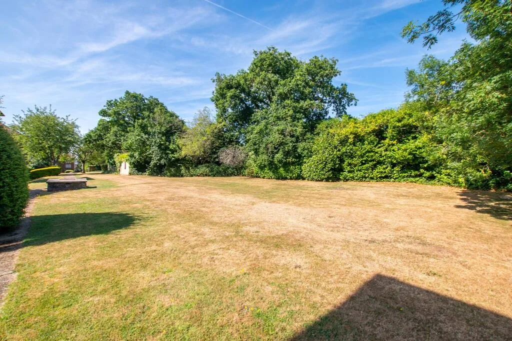 Kings Drive, Wembley Park, Wembley, HA9