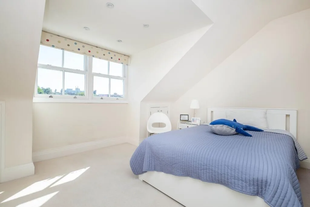 4 bedroom semi-detached house for rent