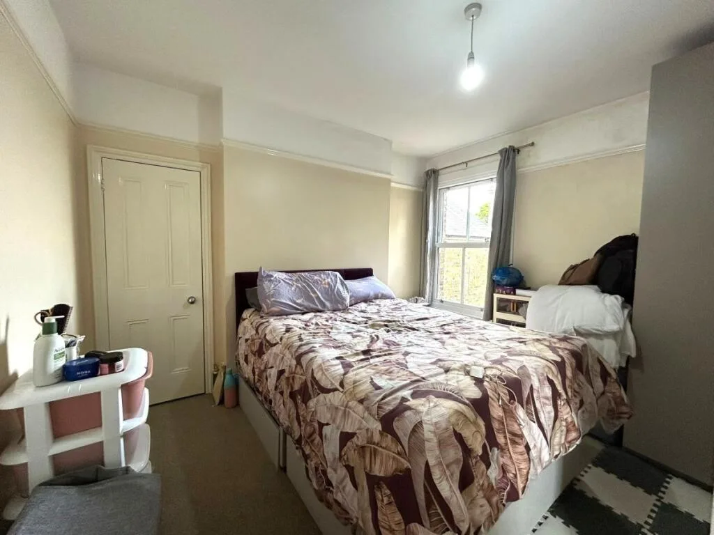 2 bedroom maisonette for rent