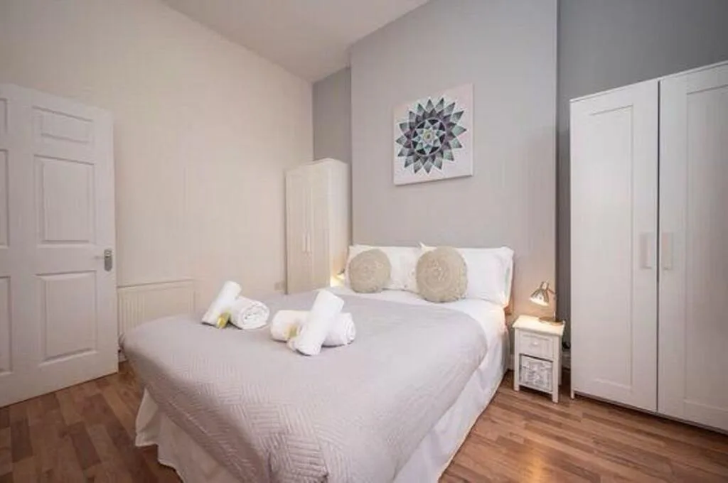 2 bedroom flat for rent