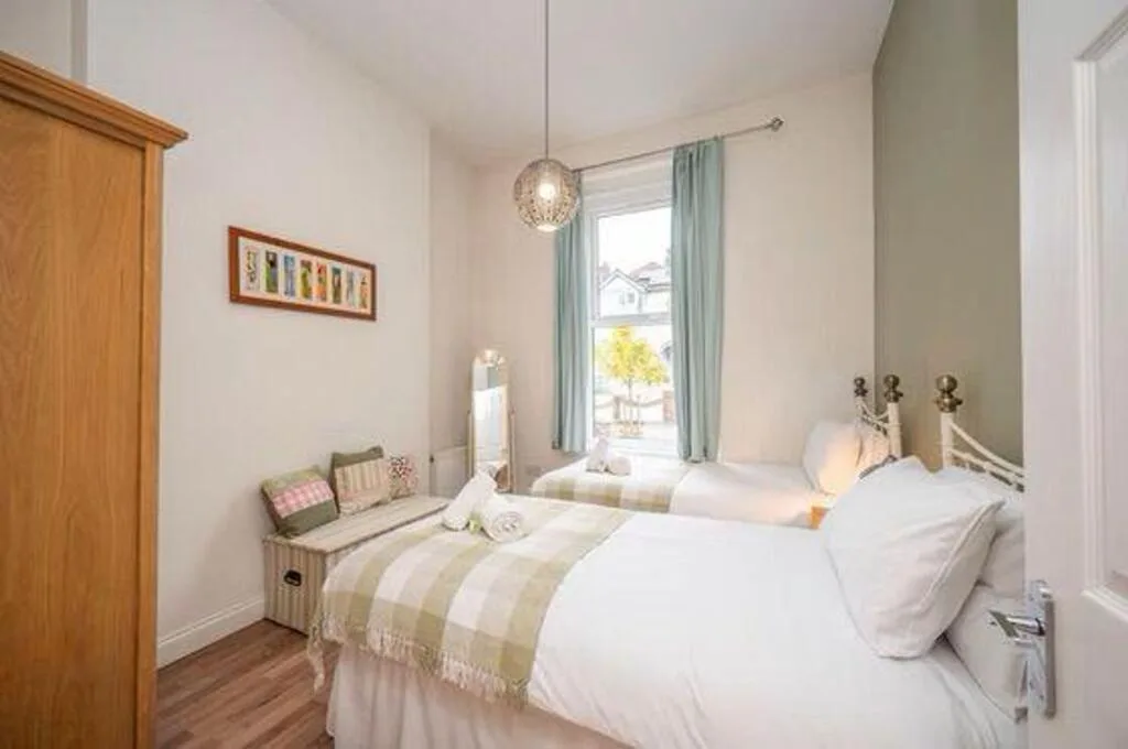 2 bedroom flat for rent