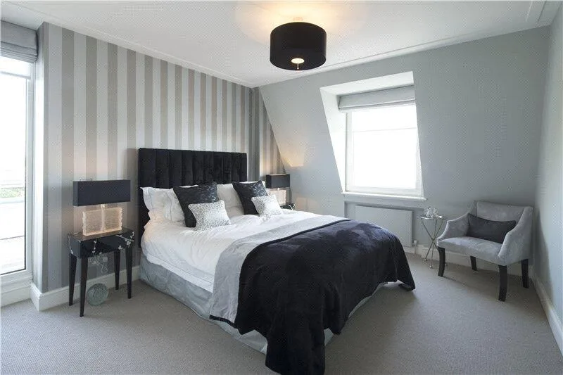 2 bedroom penthouse for rent