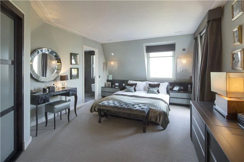 2 bedroom penthouse for rent