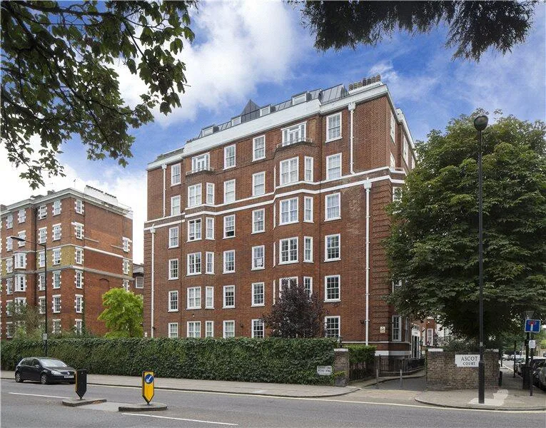 2 bedroom penthouse for rent