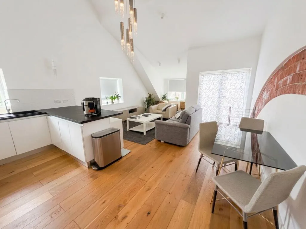 3 bedroom flat for rent