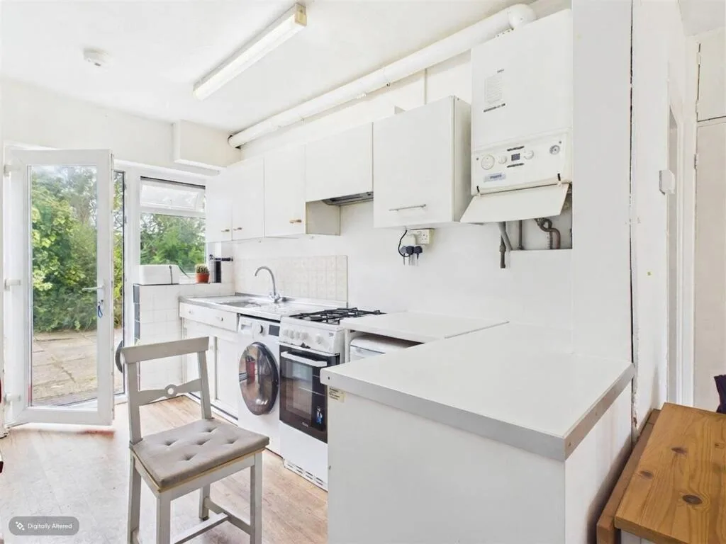 4 bedroom terraced house for rent