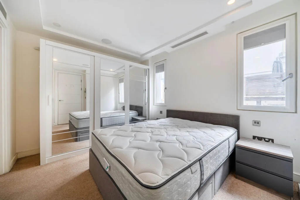 2 bedroom flat for rent