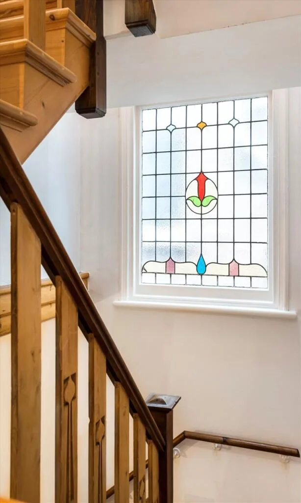 5 bedroom detached house for rent