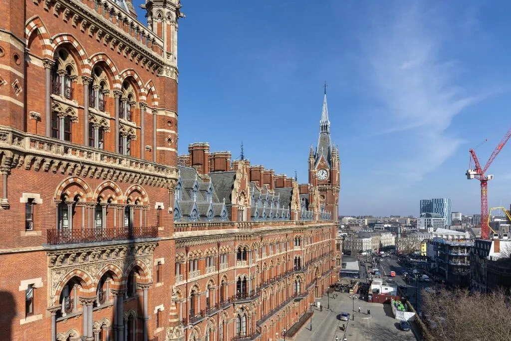 3 bedroom penthouse for rent