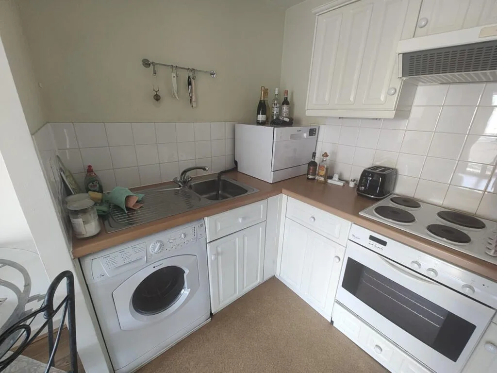 1 bedroom apartment for rent