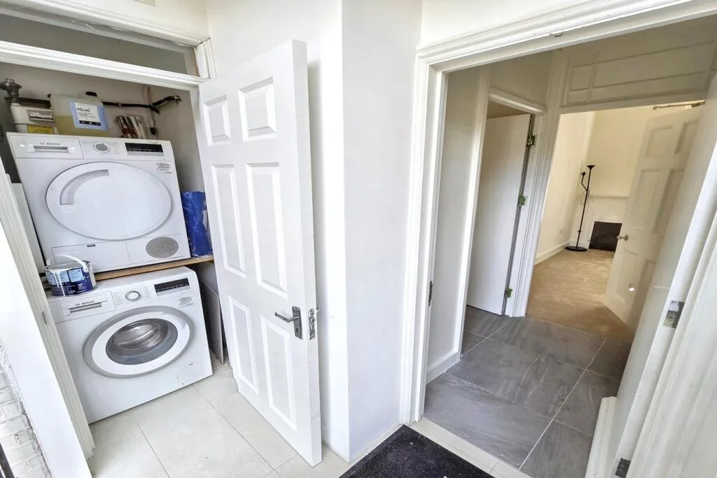 4 bedroom apartment for rent