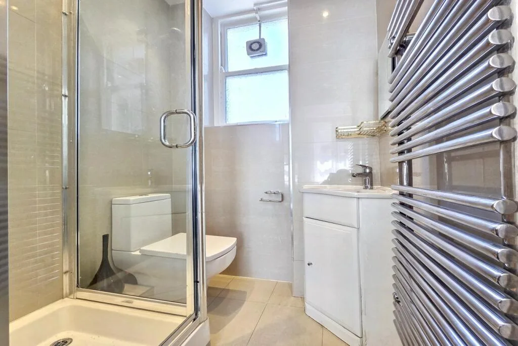 4 bedroom apartment for rent