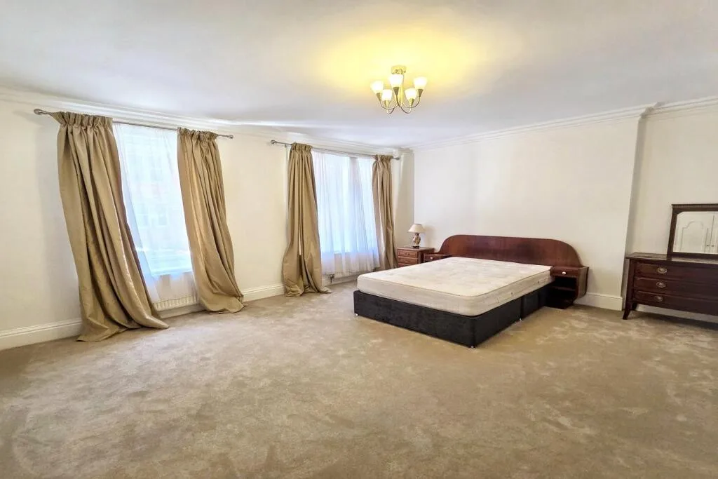 4 bedroom apartment for rent