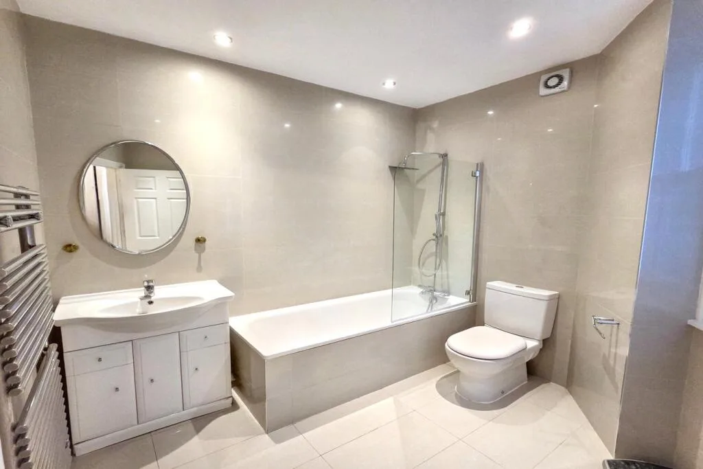 4 bedroom apartment for rent
