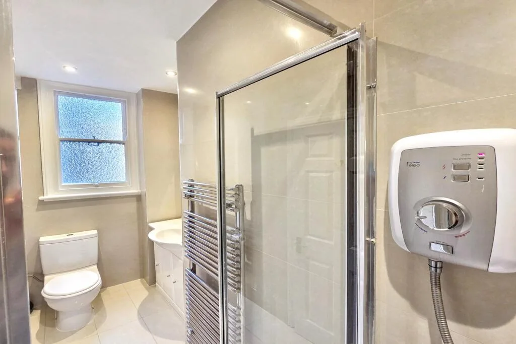 4 bedroom apartment for rent