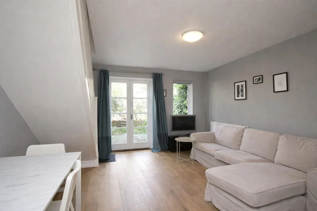 2 bedroom house for rent