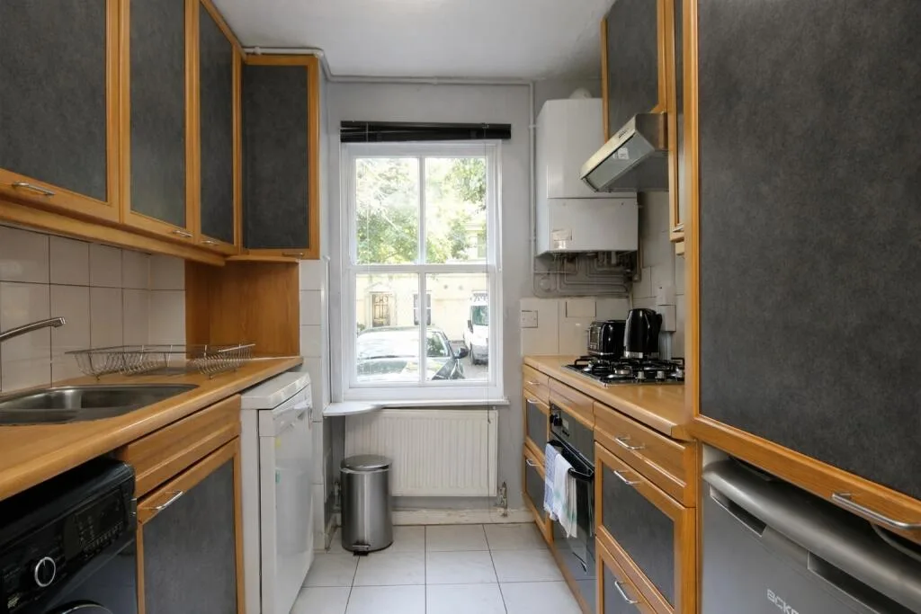 2 bedroom house for rent