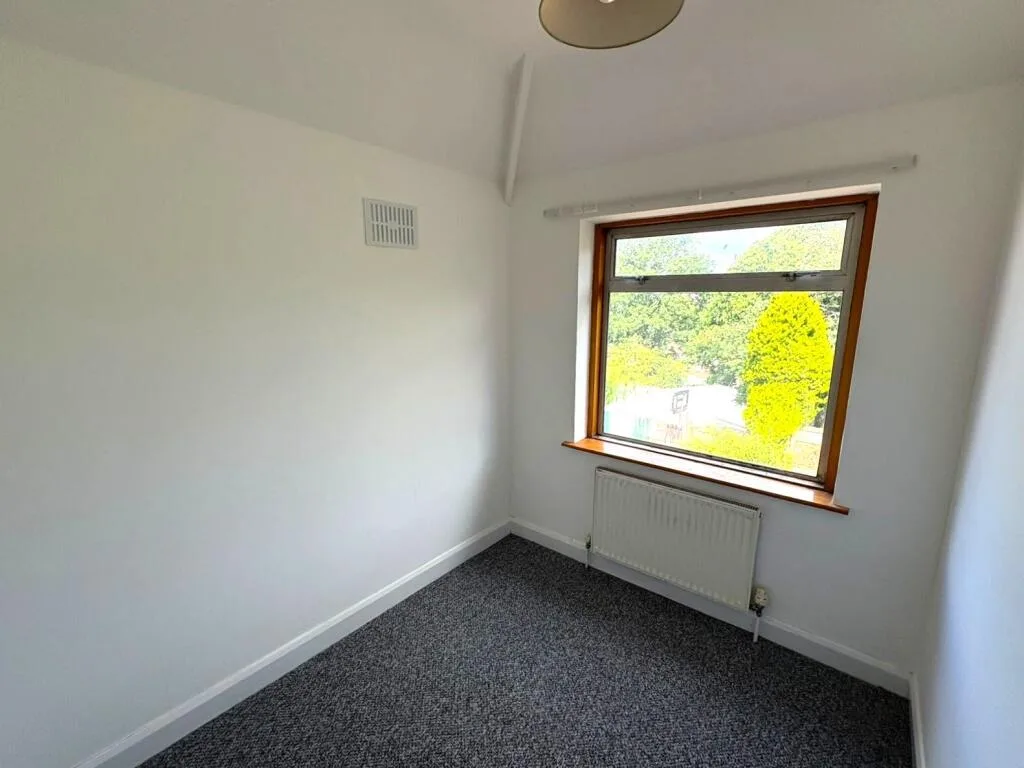 3 bedroom semi-detached house for rent