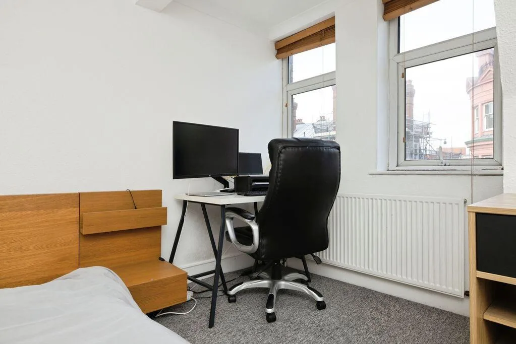 2 bedroom flat for rent