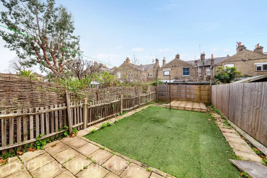 4 bedroom house for rent