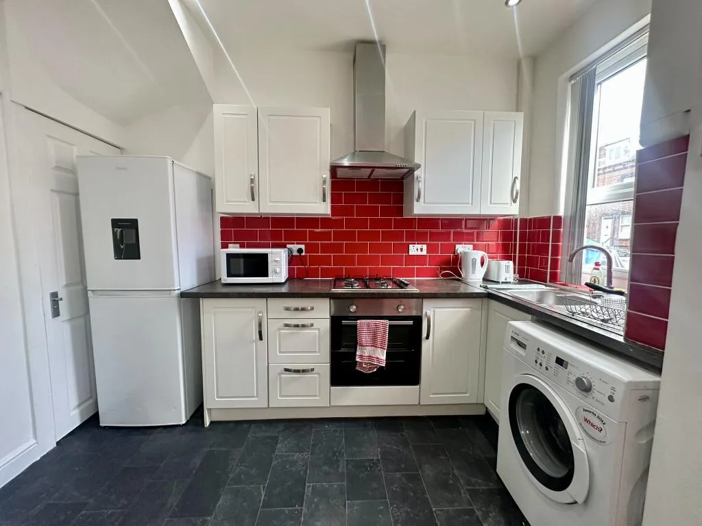 2 bedroom house for rent