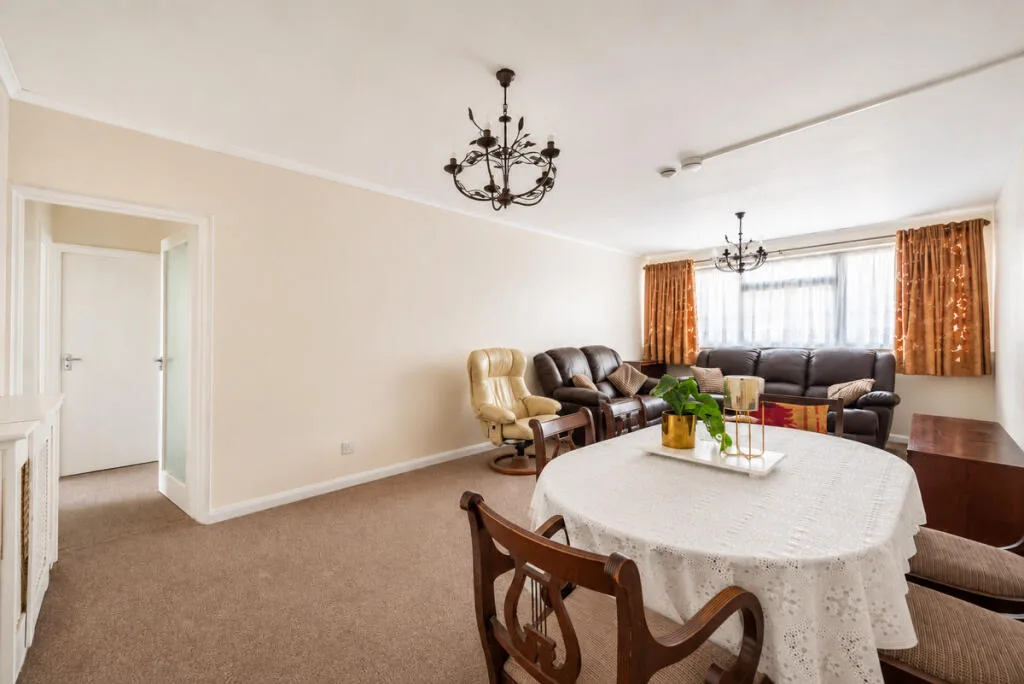 2 bedroom flat for rent