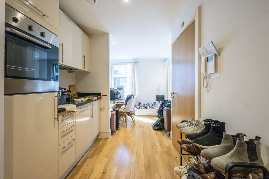 Studio flat for rent