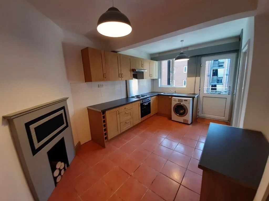 2 bedroom flat for rent