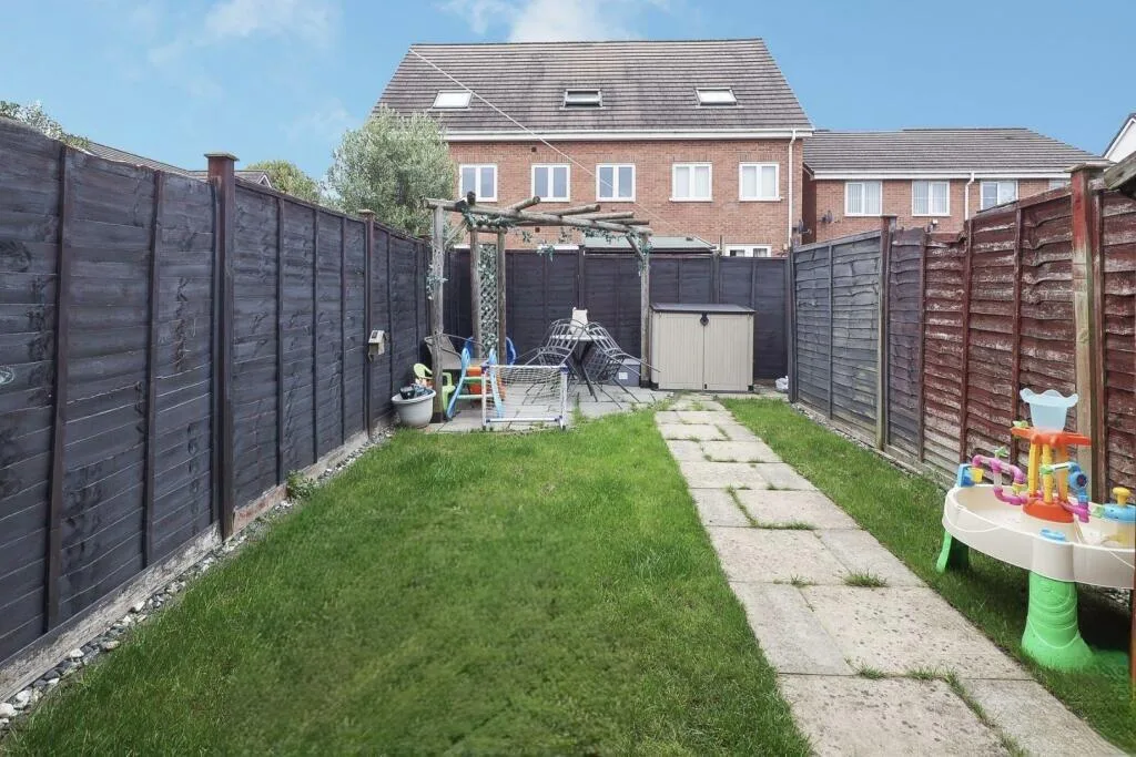 2 bedroom terraced house for rent