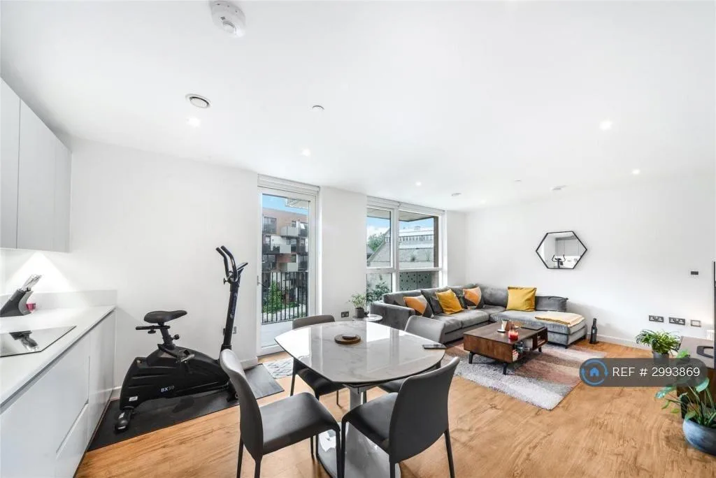 2 bedroom flat for rent