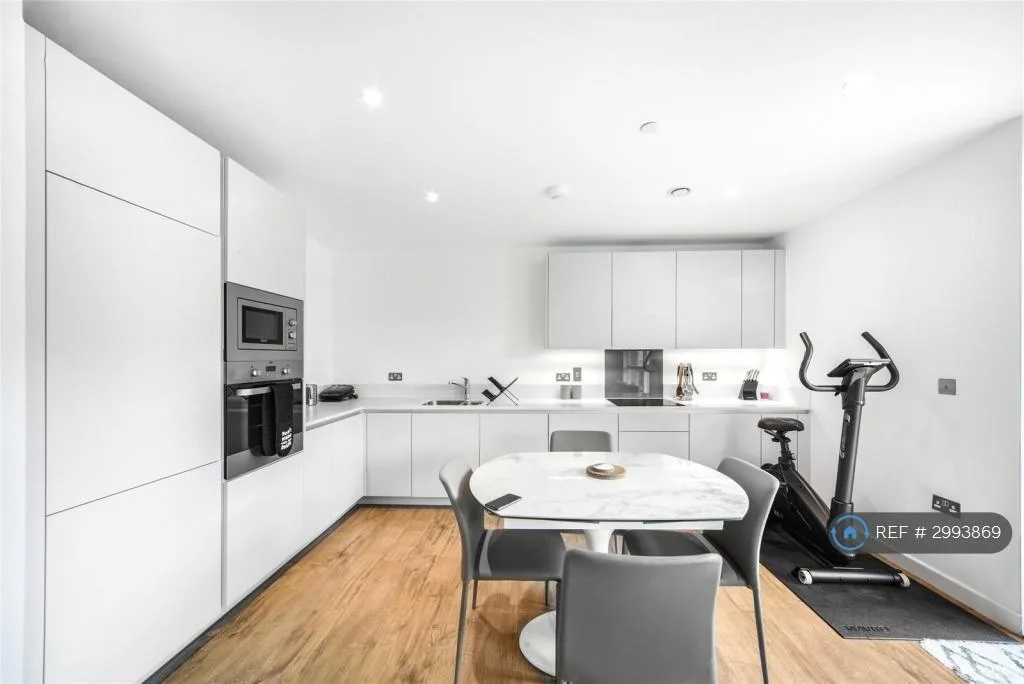2 bedroom flat for rent
