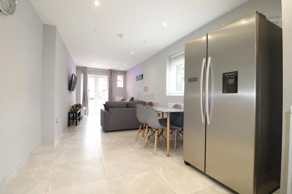 5 bedroom house for rent