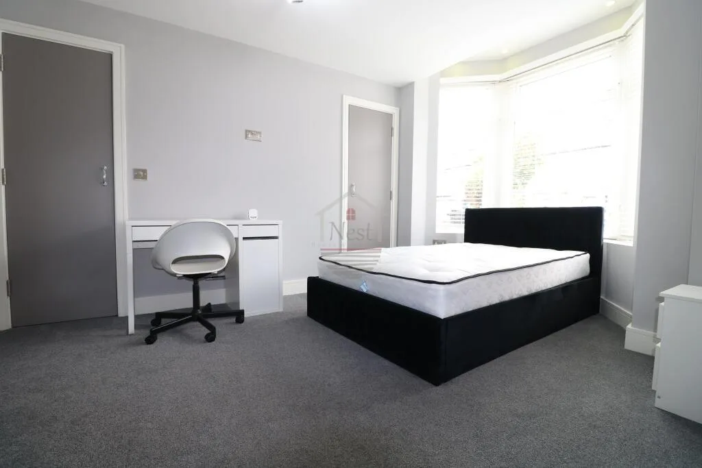 5 bedroom house for rent
